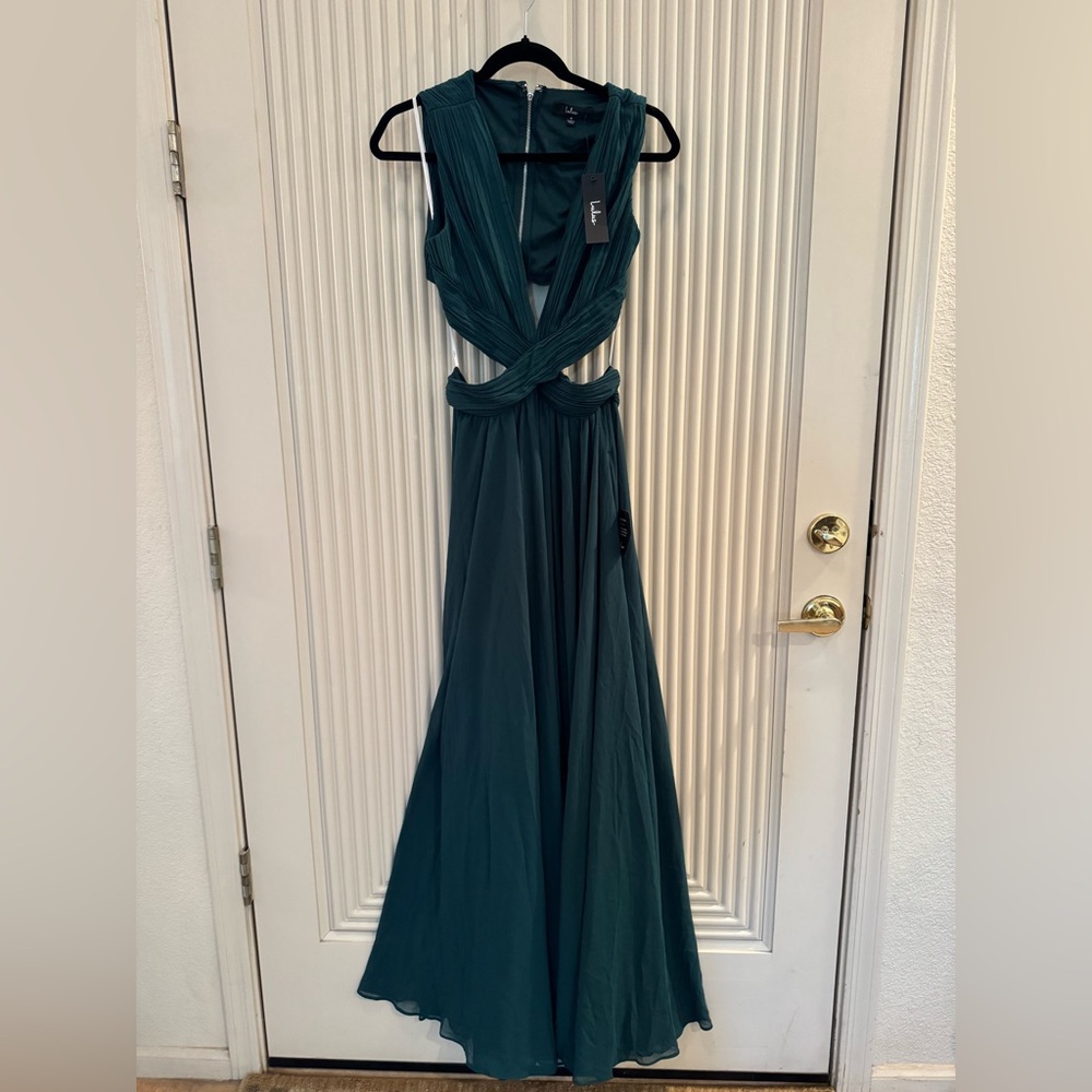 Lulu's Elegant Emerald Green Backless Gown Medium - Picture 5 of 6